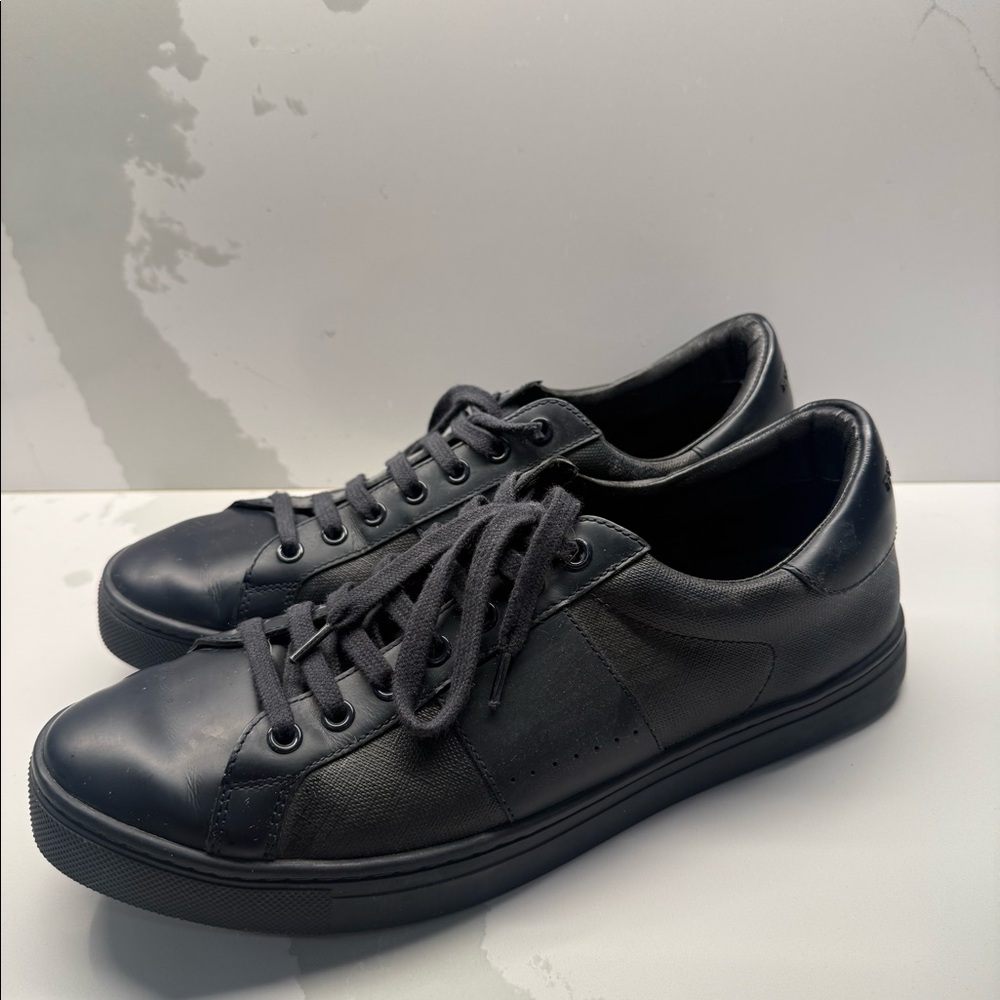Men’s Burberry sneakers